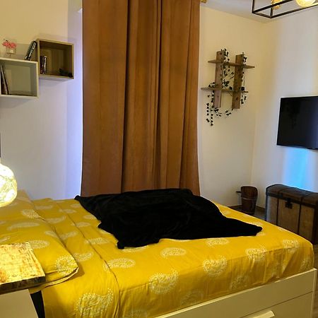 Il Tortellino Vagante - Elegant Apartment モデナ エクステリア 写真